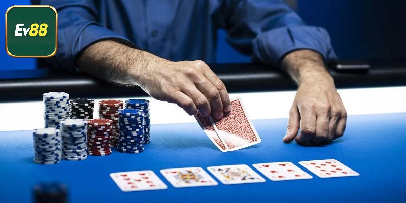 Nghiên cứu luật chơi Poker